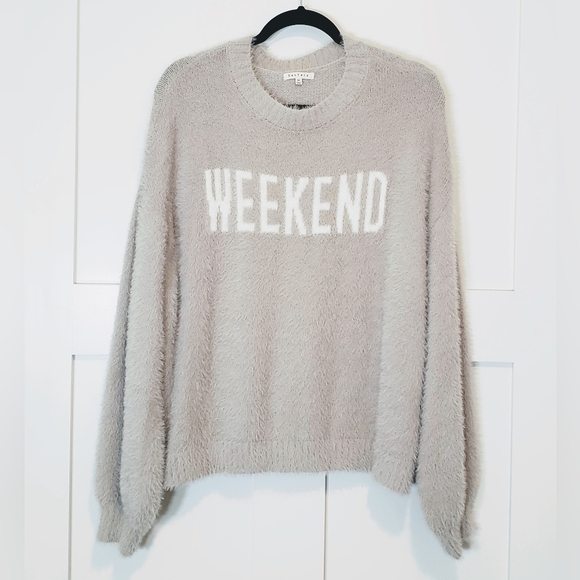 BaeVely Anthropologie Sweater Fuzzy Soft Stretchy WEEKEND Oversized Size Medium - Picture 1 of 12